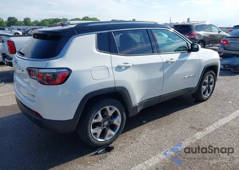 2019 Jeep Compass Limited 4X4 из США, поврежденный, VIN 3C4NJDCB5KT733884